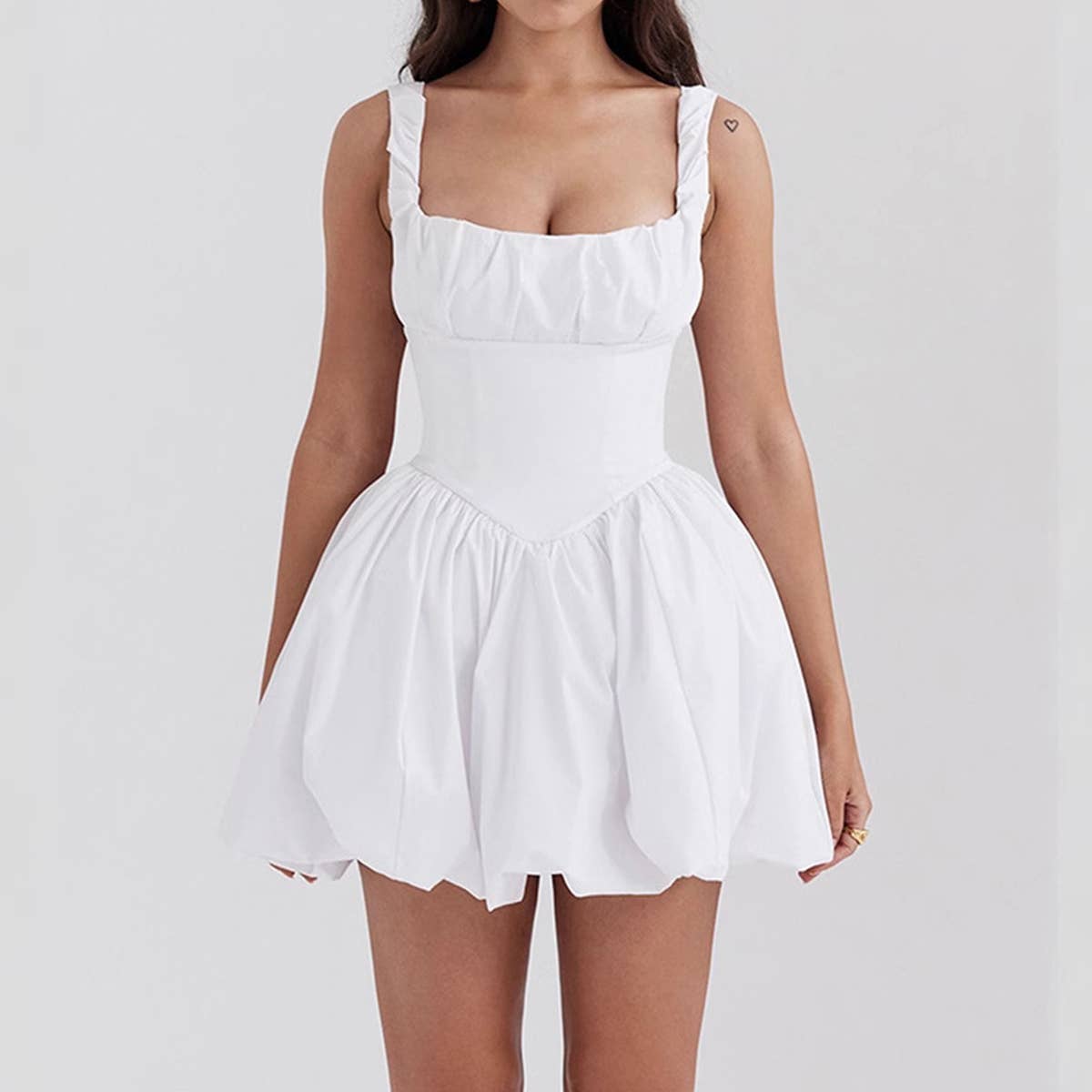 Stylish,cinched waist form-fitting halter dress
