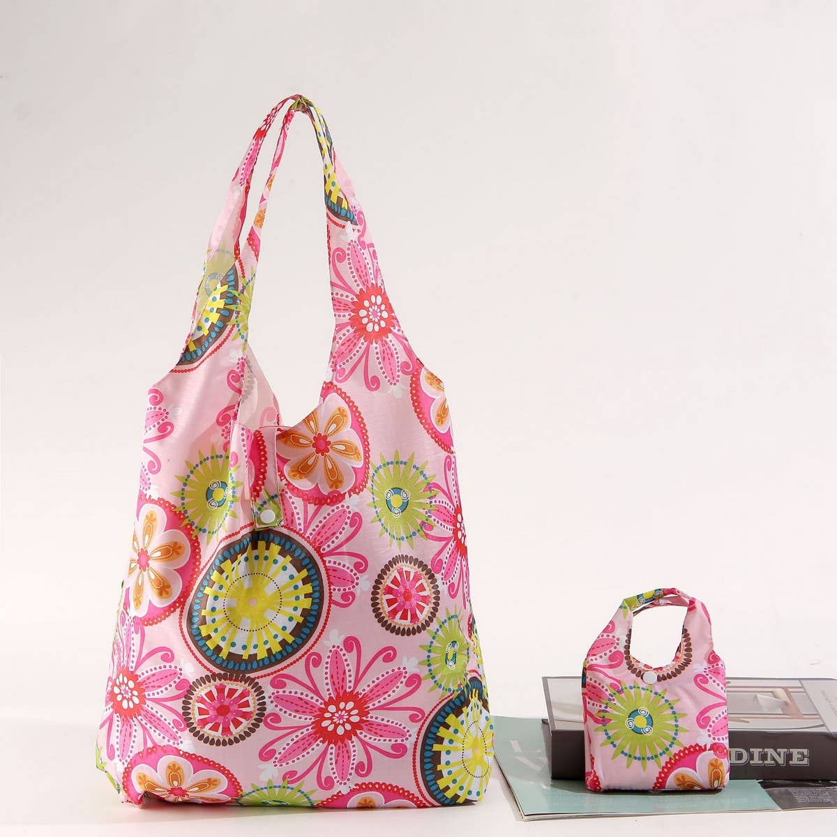 LARGE CAPACITY FOLDABLE ECO-FRIENDLY SHOPPING BAG_CWAB3472