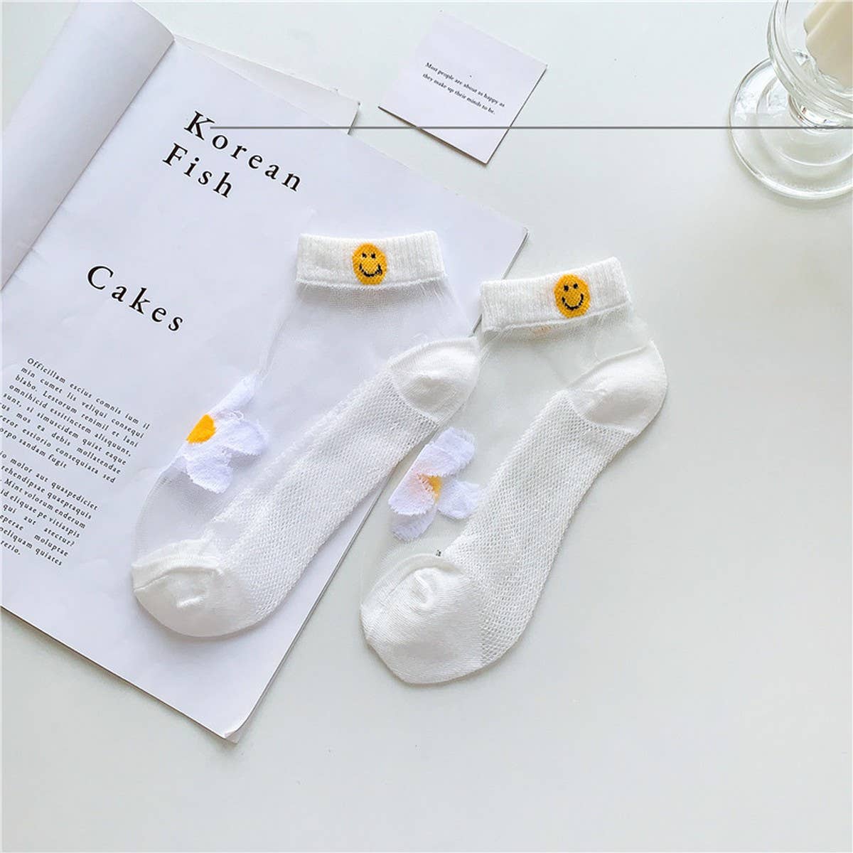 SUMMER DAISY GIRL LOW TOP THIN TRANSPARENT SOCKS_CWMS0401