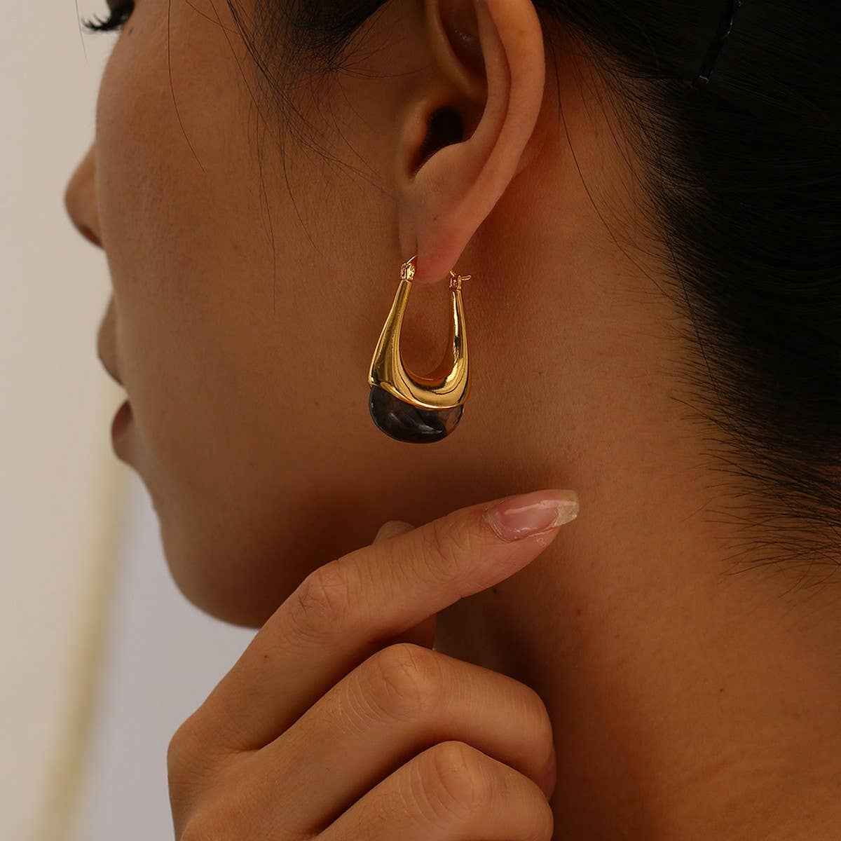 Minimalist Stainless Steel Smooth Teardrop Earrings