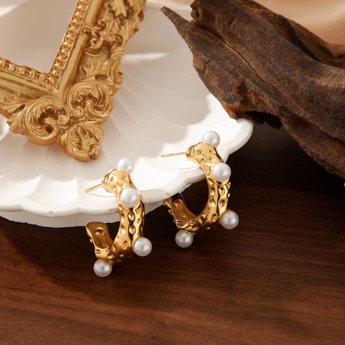 VINTAGE HIGHLIGHT BEAD TITANIUM STEEL EARRINGS