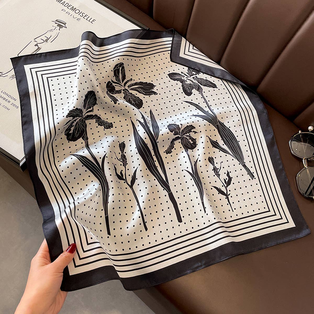 Commuter Scarf-Artistic Leaf Print Sunscreen Shawl