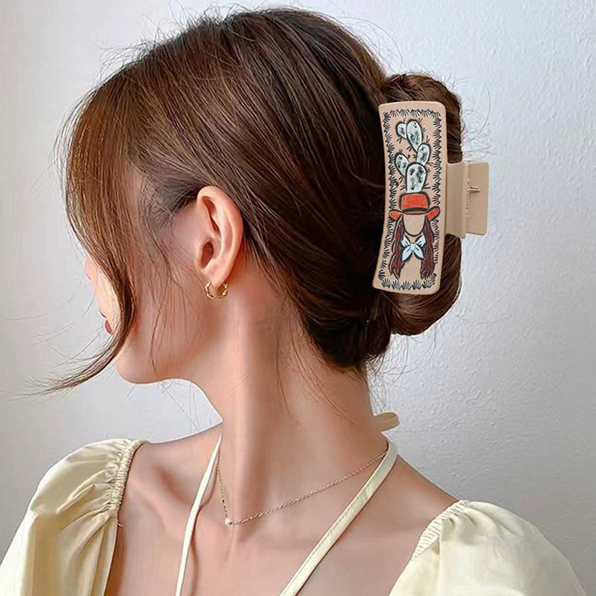 Western Bull Head Hair Claw - Cactus Leather Clip