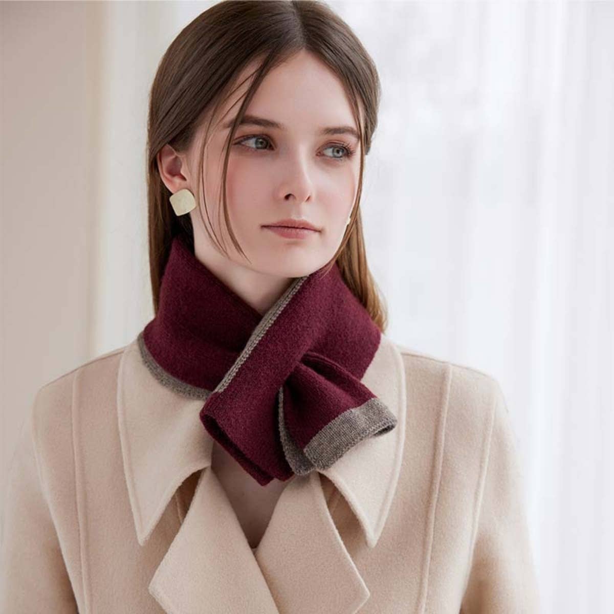 CWASC1576_DOUBLE-SIDED KNITTED SCARF WITH MIXED COLORS