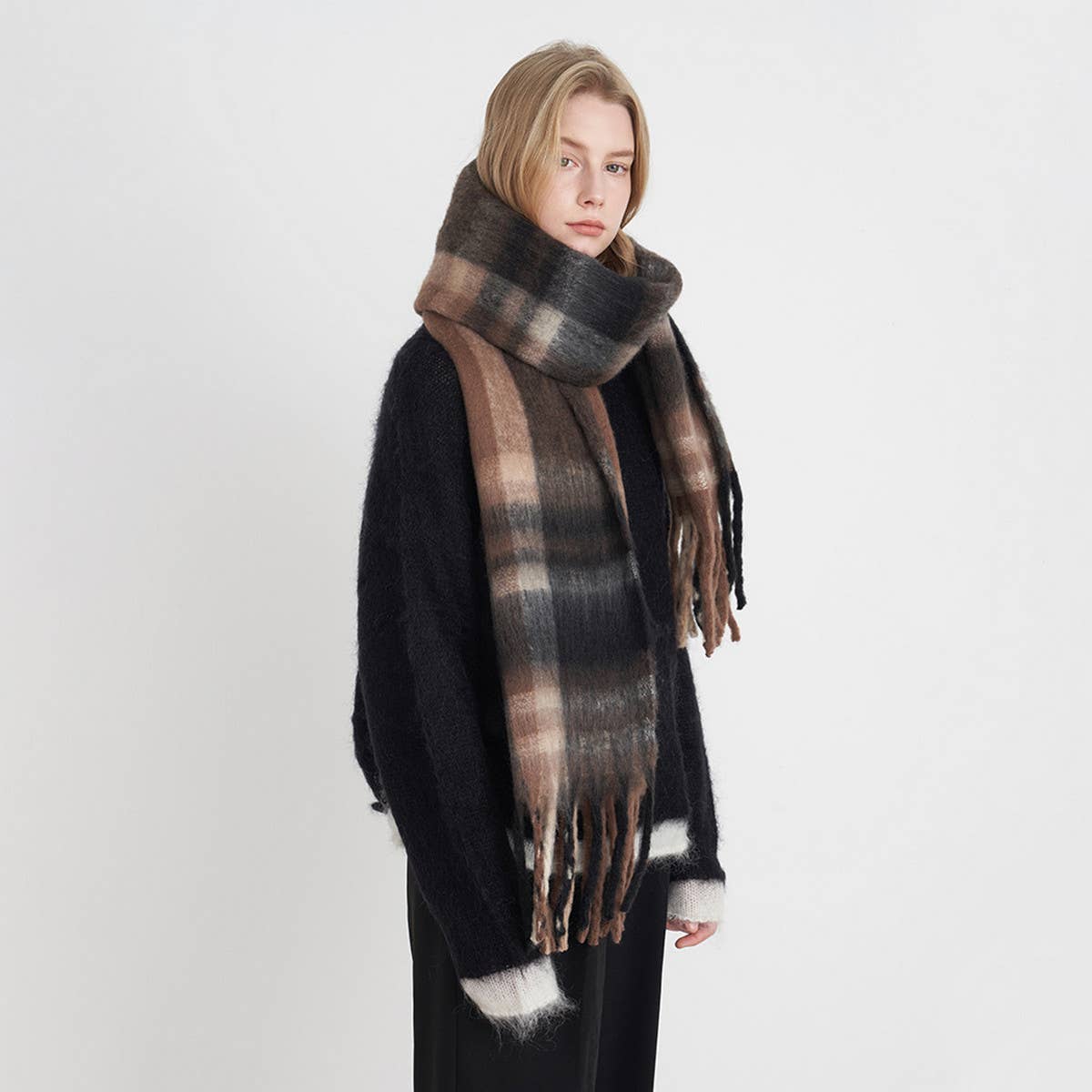 French Retro Plaid Scarf - Winter Tassel Wrap