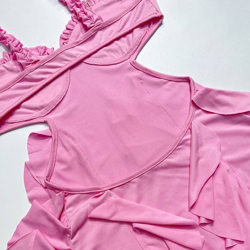 Short dress with ruffles halter tops and backless