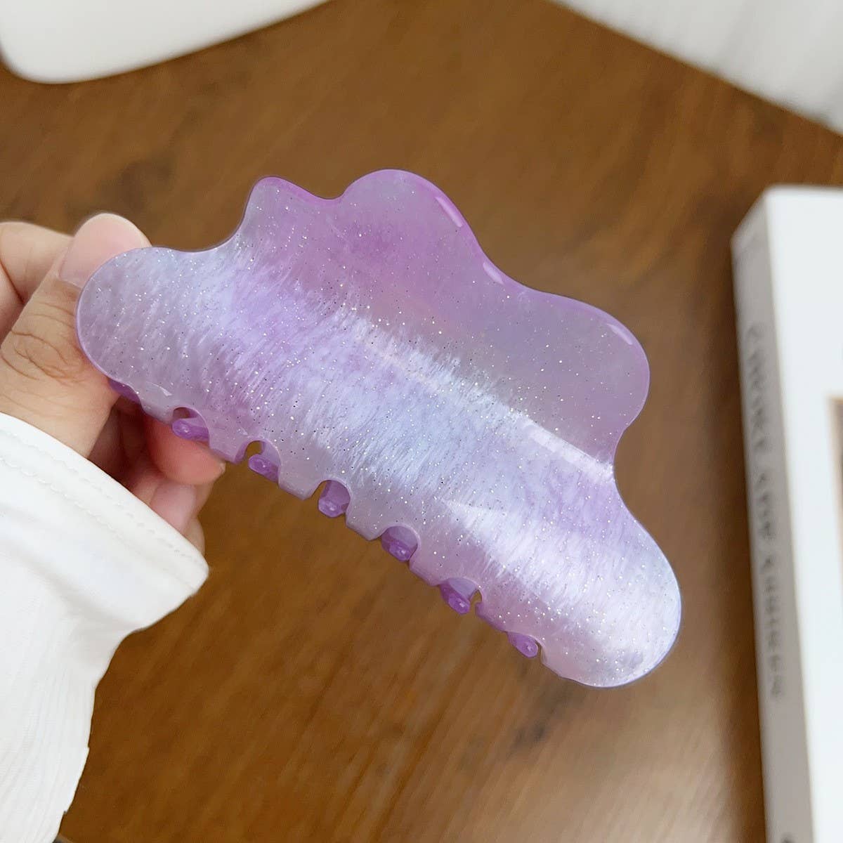 Elegant Cloud Acrylic Hair Claw,Chic Ponytail Clip_CWAHA1593