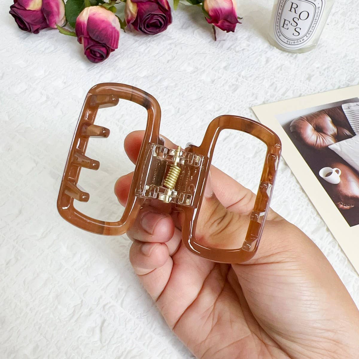 Heart Acetate Hair Claw - Minimalist Chic Clip_CWAHA1596