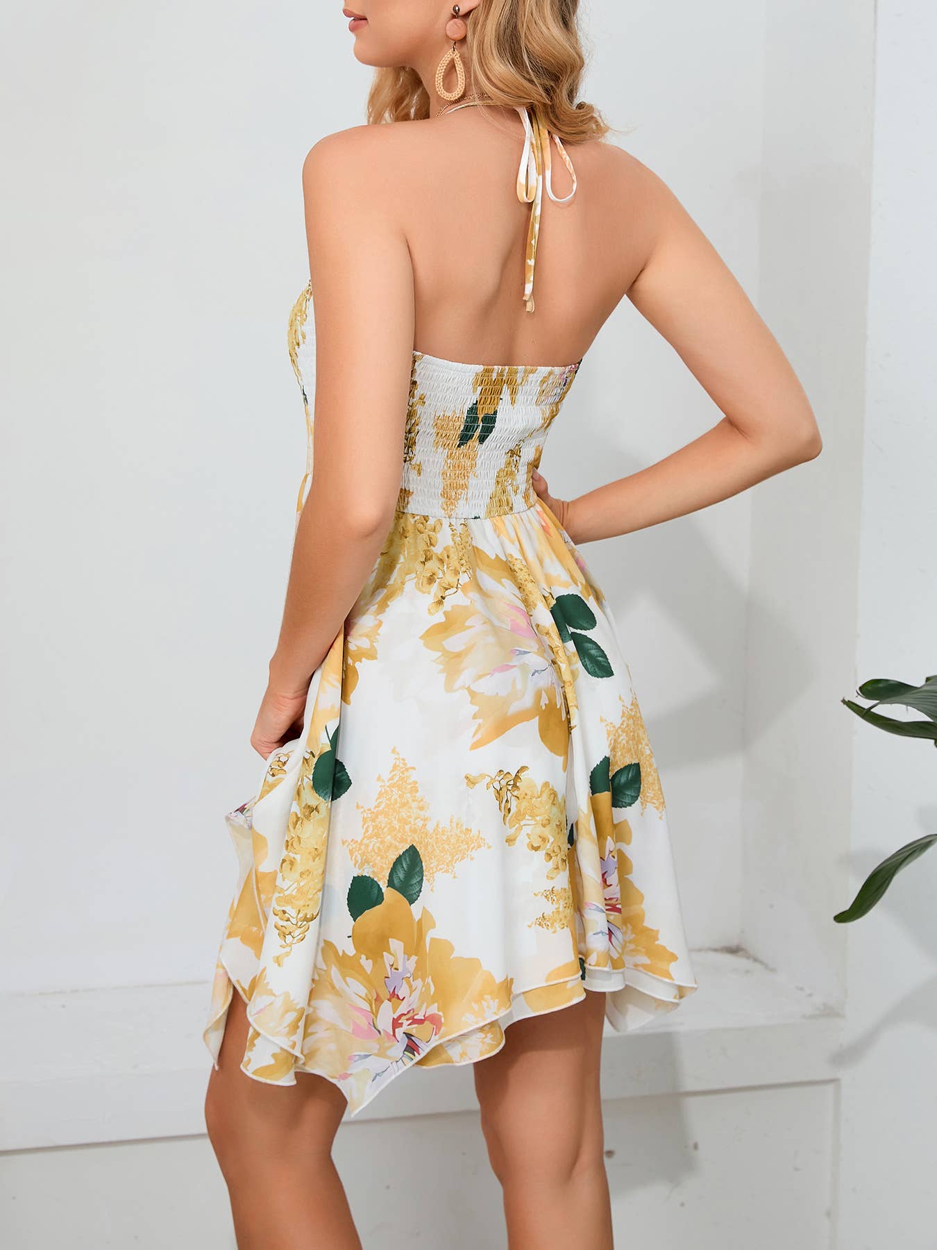 PRINTED HALTER NECK STRAP SLIM-FIT DRESS