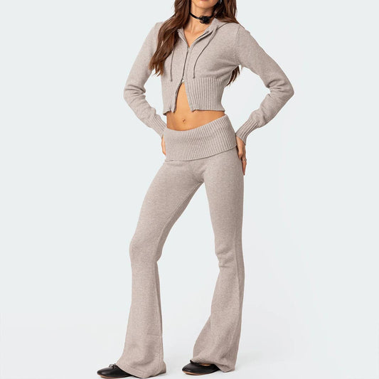 Two-piece sport zippered hooded top trousers set