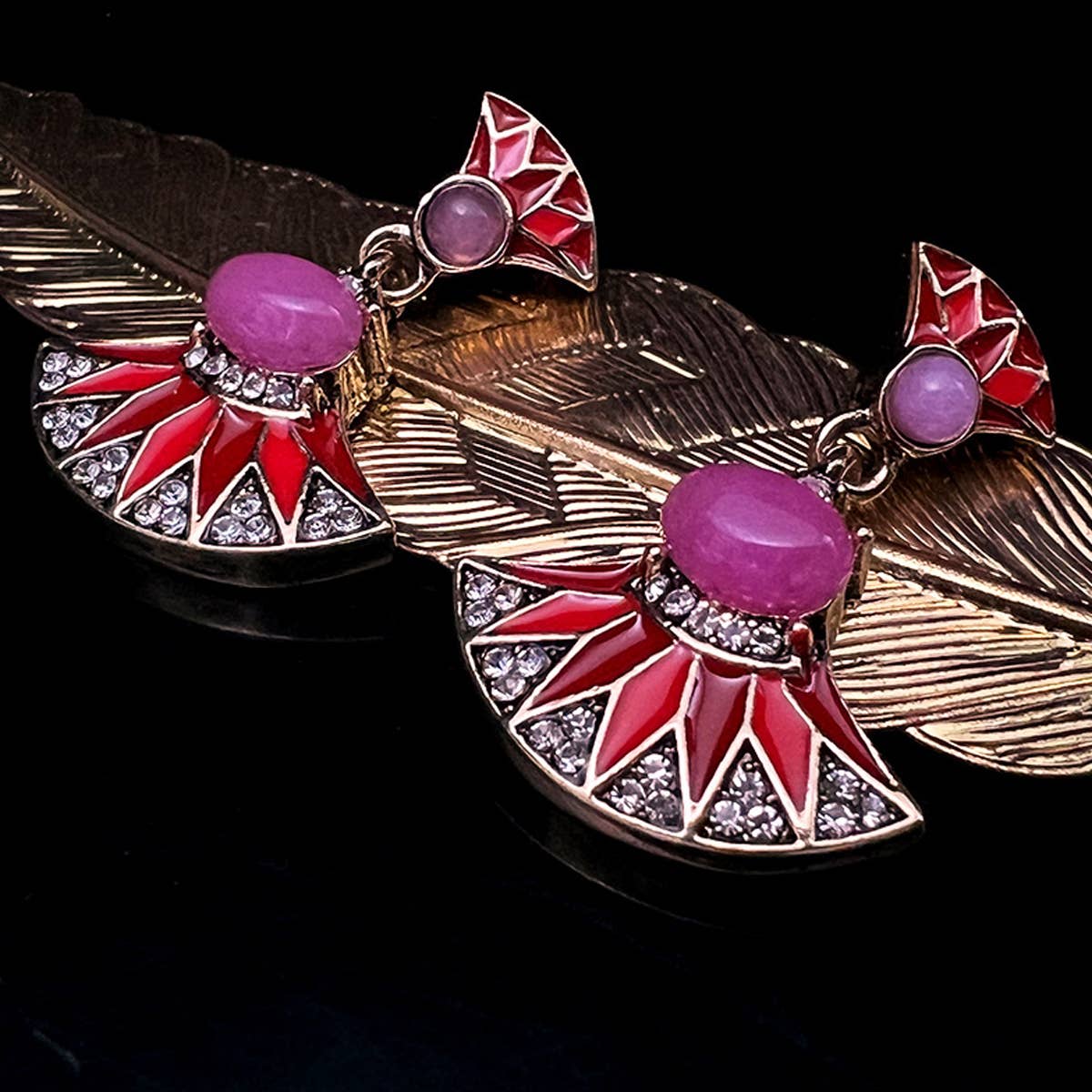 RETRO FAN-SHAPED EARRINGS_CWAJE1111