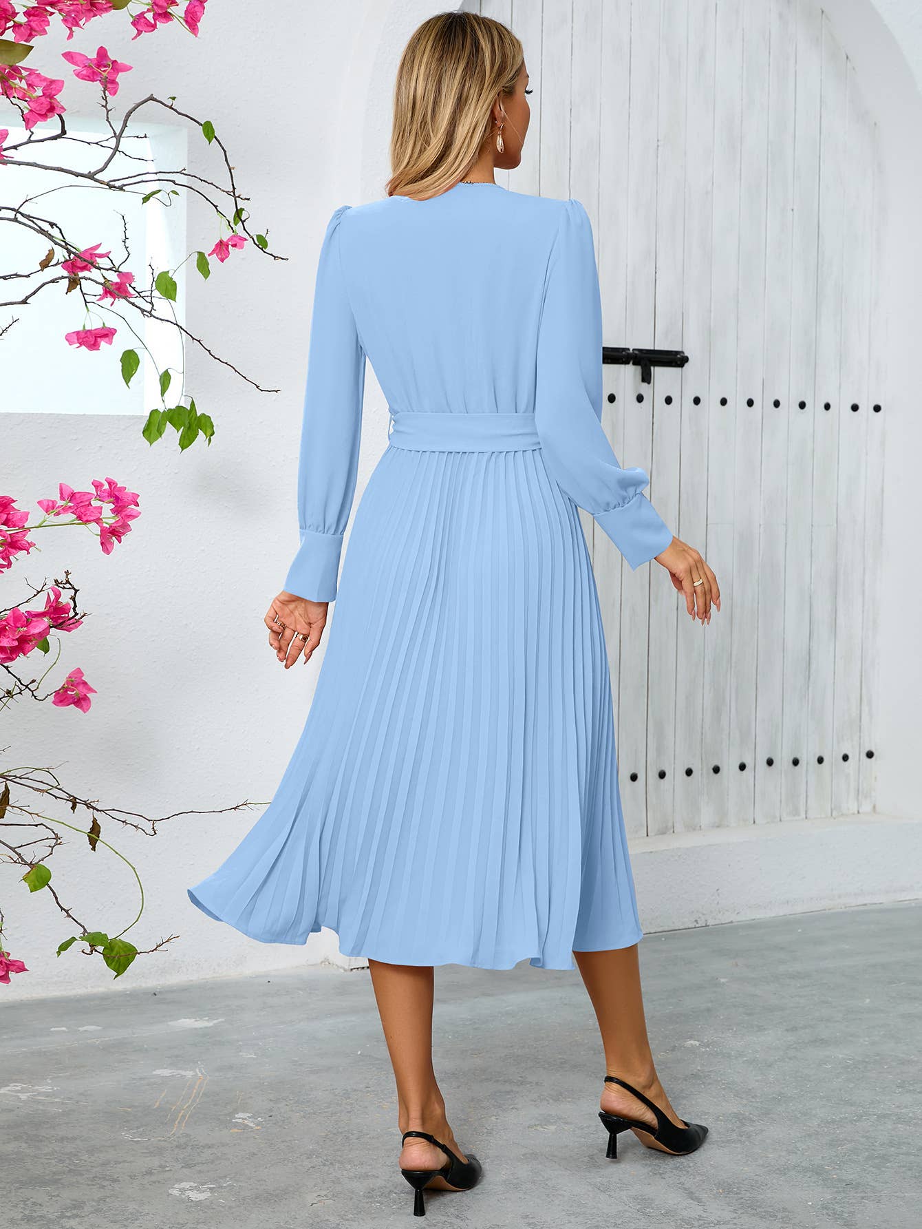 Elegant Pleated V-Neck Long Sleeve Bodycon Dress