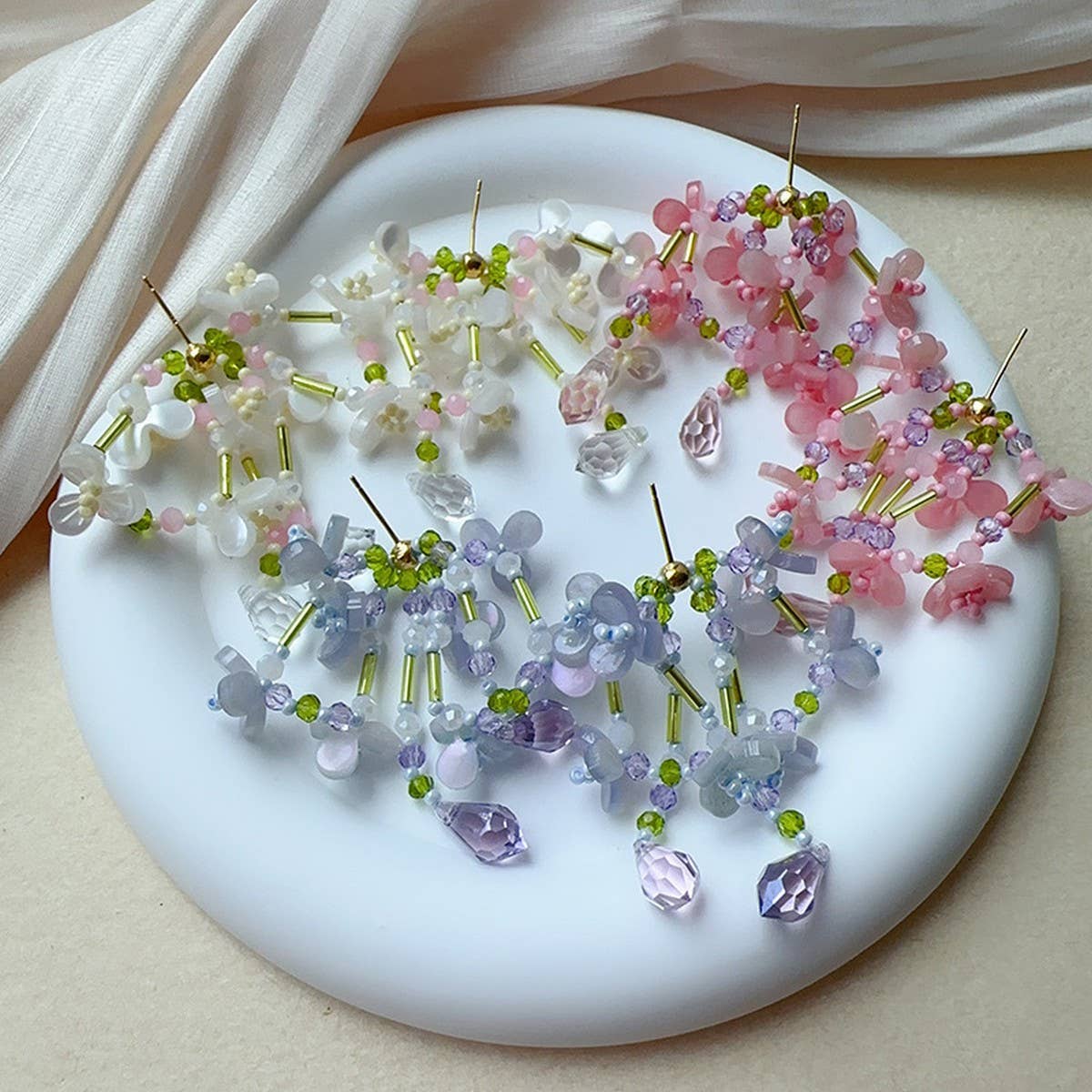 LIVELY AND PURE WATER DROP TASSEL EARRINGS