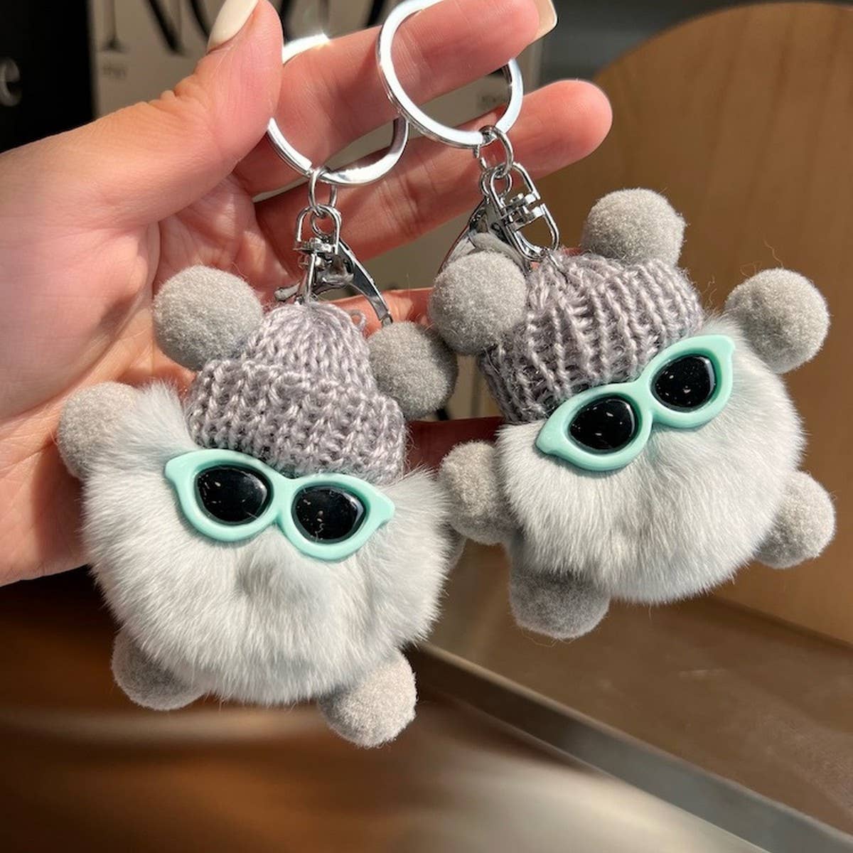 CUTE RABBIT FUR BRIQUETTES CAR KEYCHAIN PENDANT