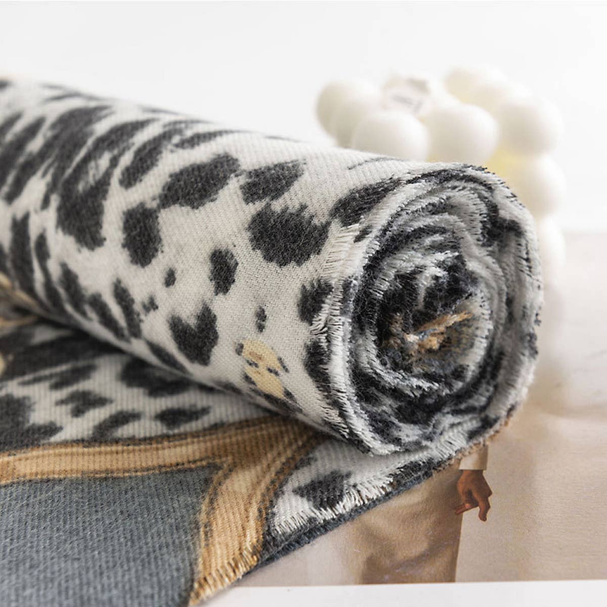 Leopard Print Scarf - Chic Warm Shawl for Women