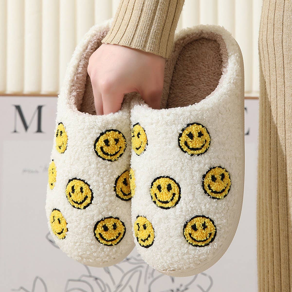 CUTE SEVEN SMILING FACE FUZZY SLIPPERS WOMEN