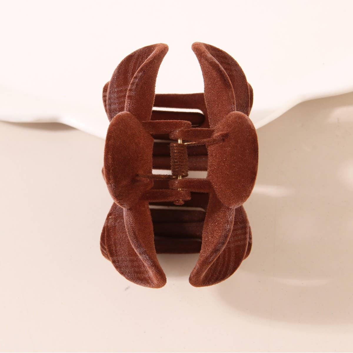 CWAHA07457_VELVET PETAL FLOWER CLAW CLIP FOR HAIR UPDOS