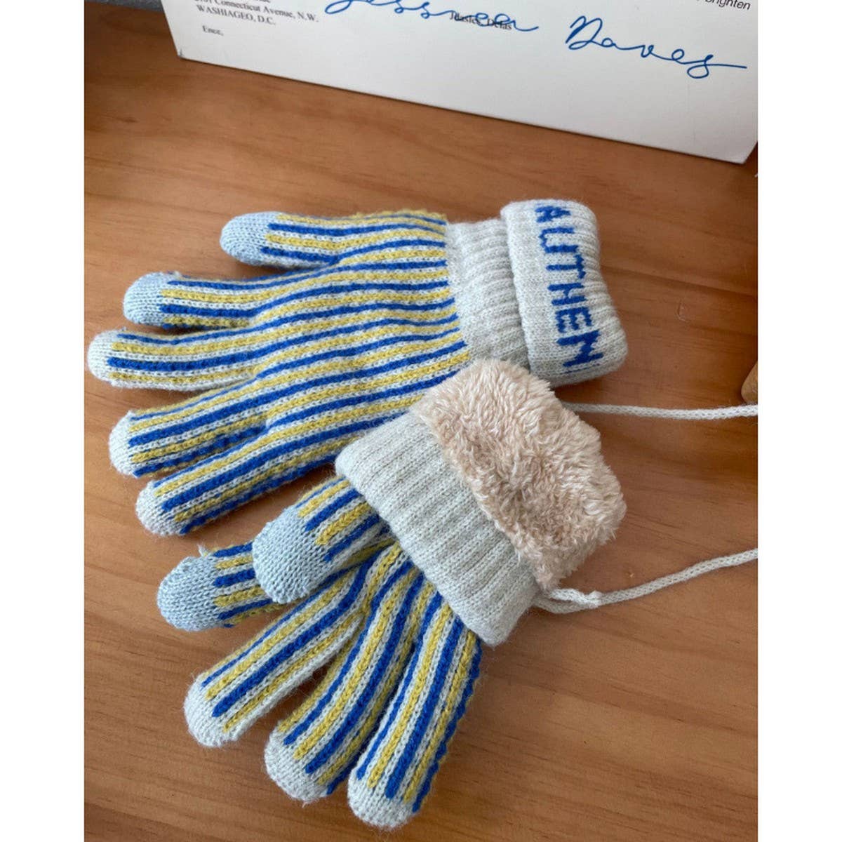 WOOLEN STRIPED TOUCH SCREEN WARM HALTER GLOVES_CWAG0188