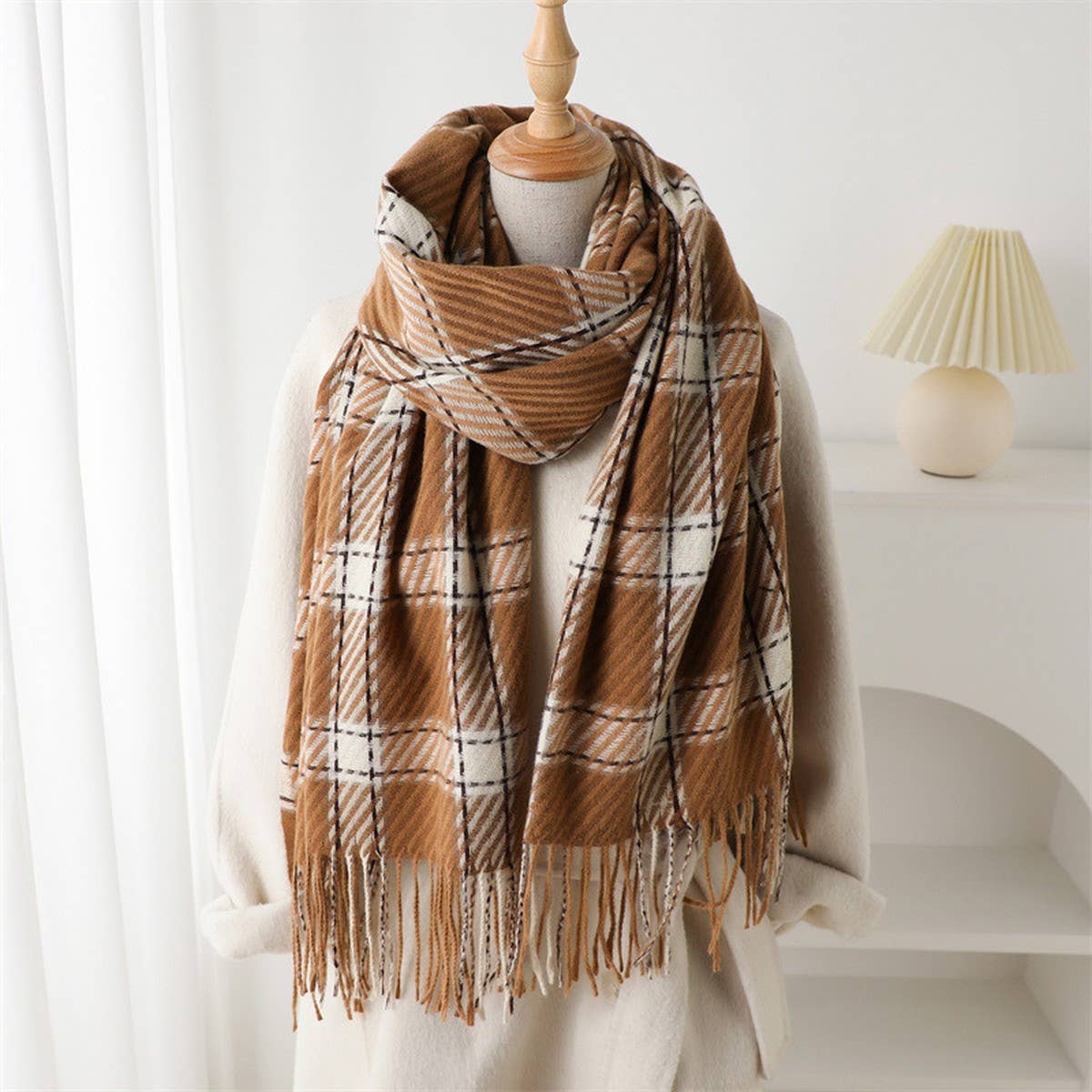 Aesthetic Plaid Fringe Scarf for Fall Winter_CWASC2767