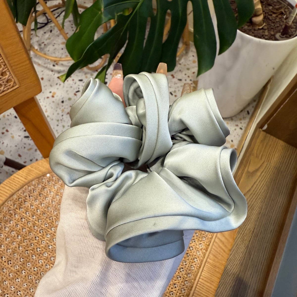 CWAHA4449_RETRO PLEATED SWEET WOOD EAR HEADBAND