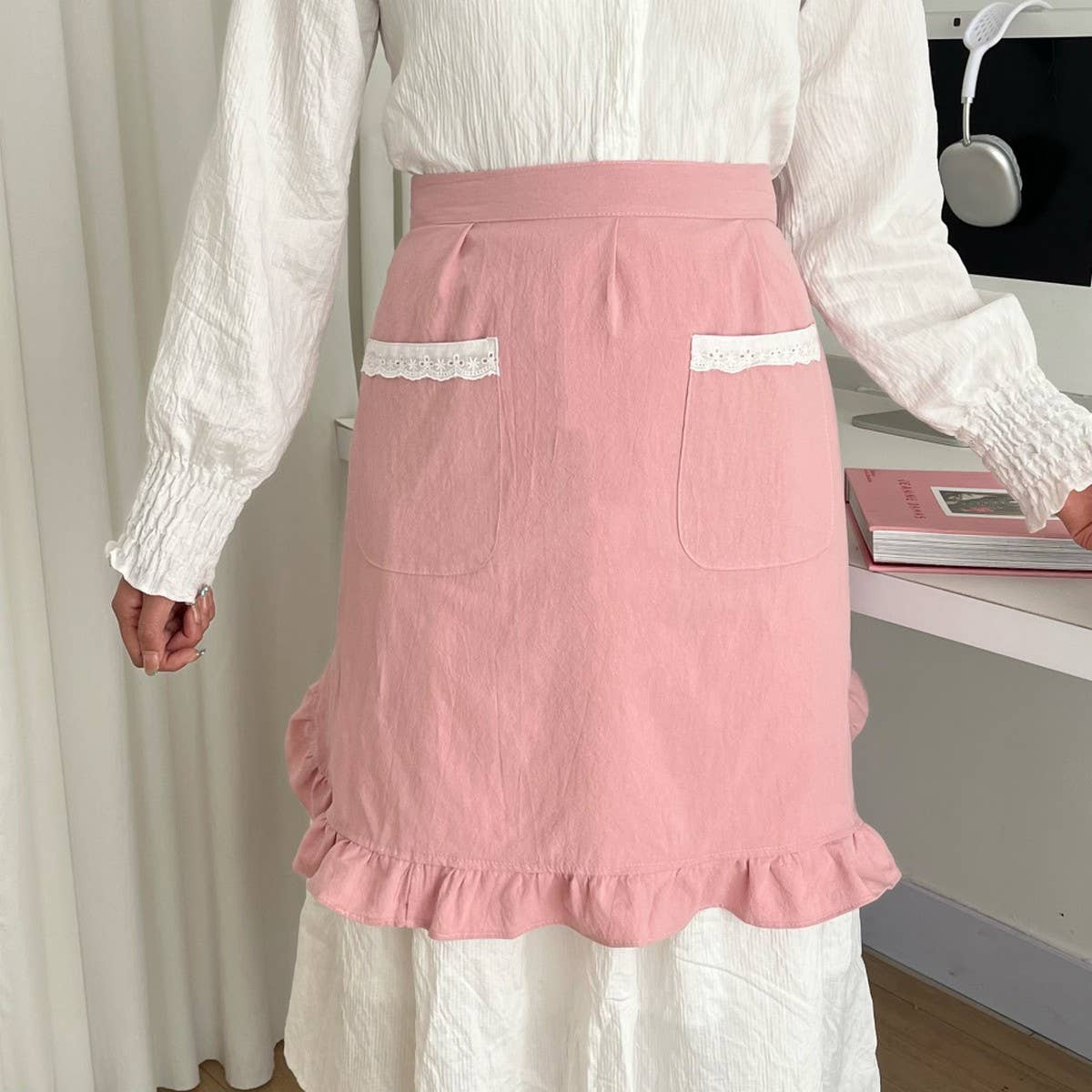 WATERPROOF HALF-LENGTH COTTON LACE APRON