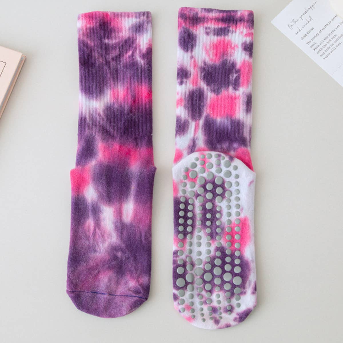 PILATES ANTI-SLIP SOCKS FOR WOMEN MIDDLE TUBE_CWMS0239