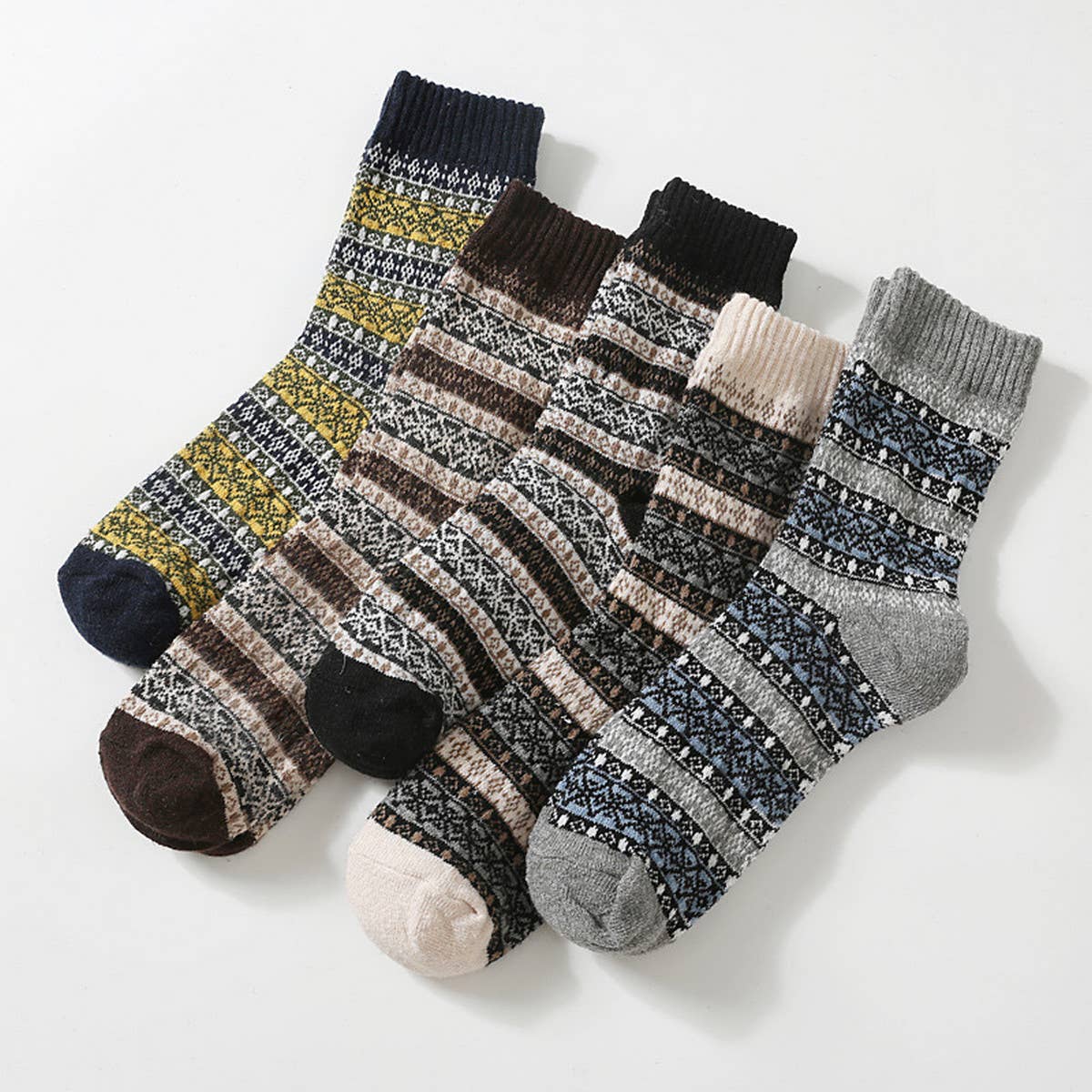 5 PAIRS OF VINTAGE PRINT THICK WARM COTTON SOCKS_CWMS0683