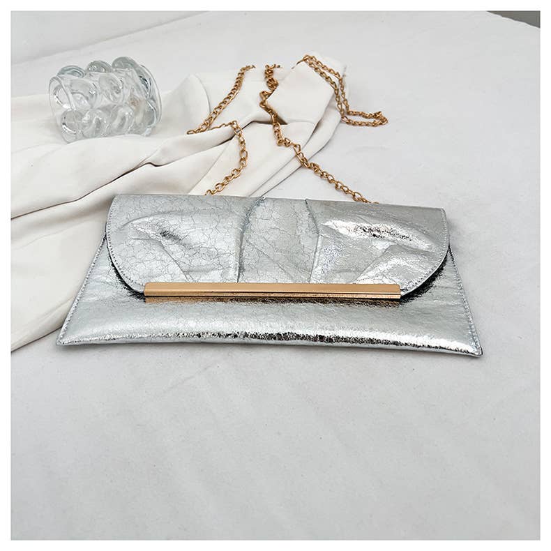 Fashionable pleated chain envelope bag