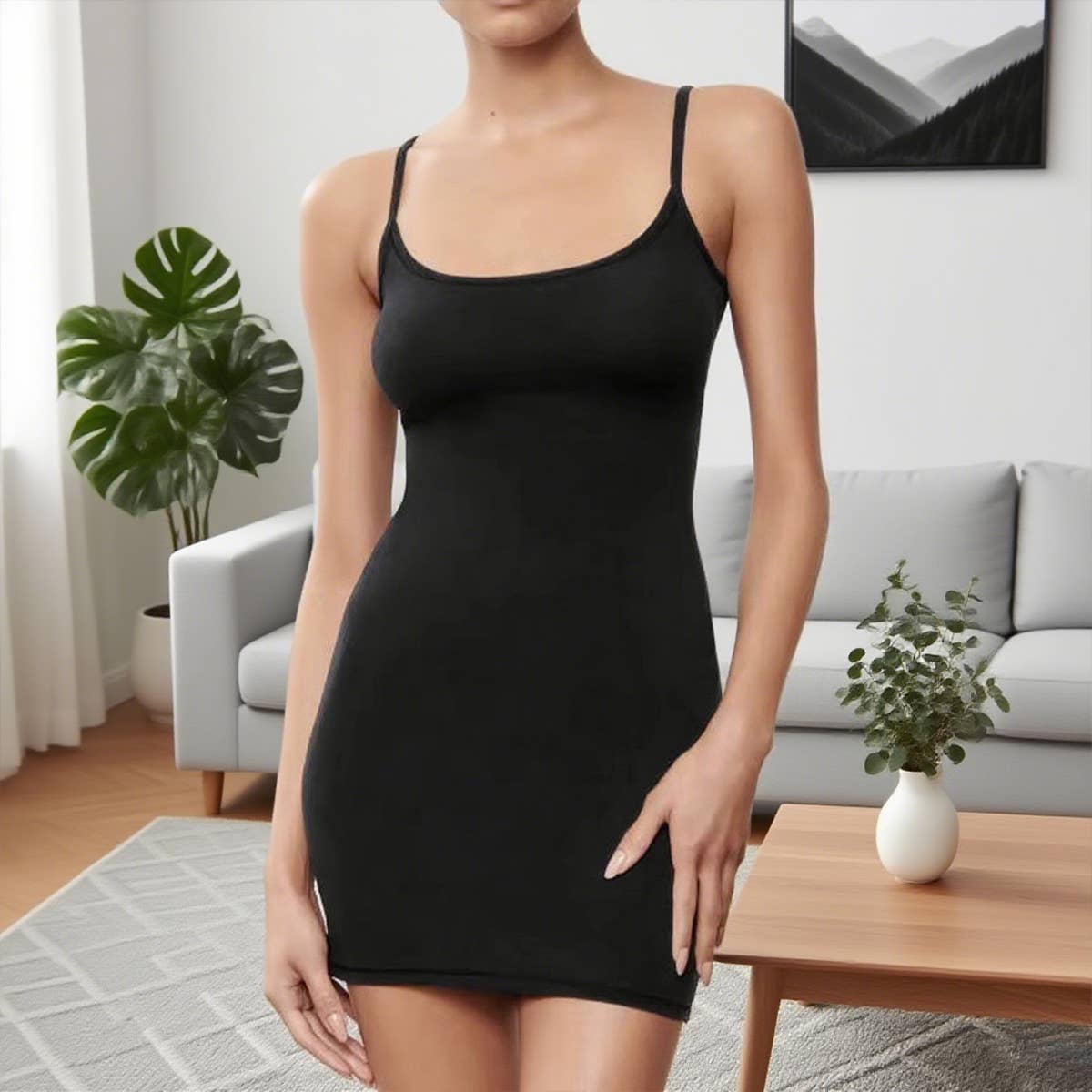 Slim and sexy short body-hugging halter dress