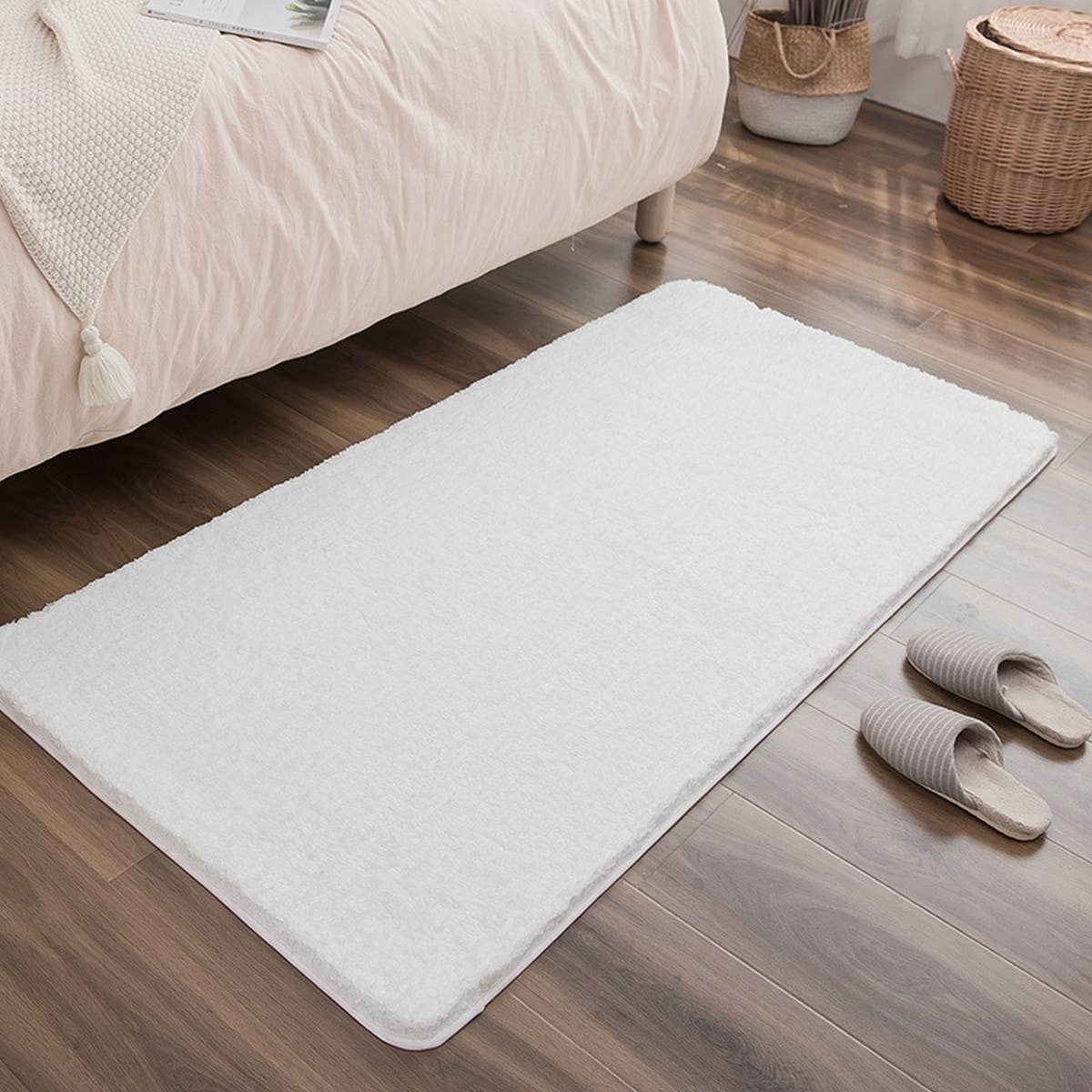 HOME USE ABSORBENT MAT PLUS VELVET BEDSIDE CARPET