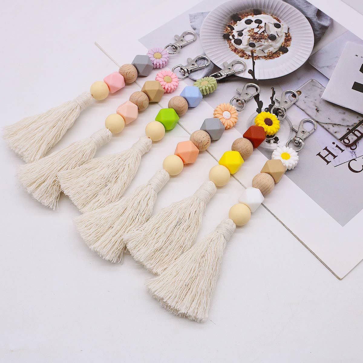 2024 NEW CUTE FLOWER TASSEL PENDANT KEYCHAIN_CWMM1570