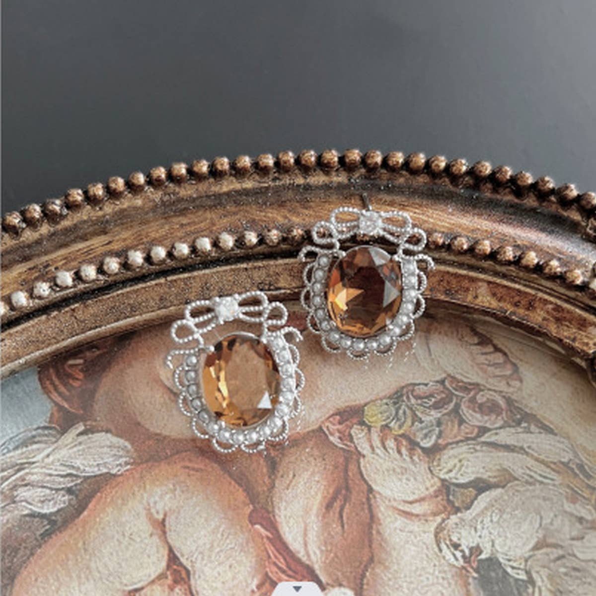 GORGEOUS LARGE CRYSTAL EARRINGS