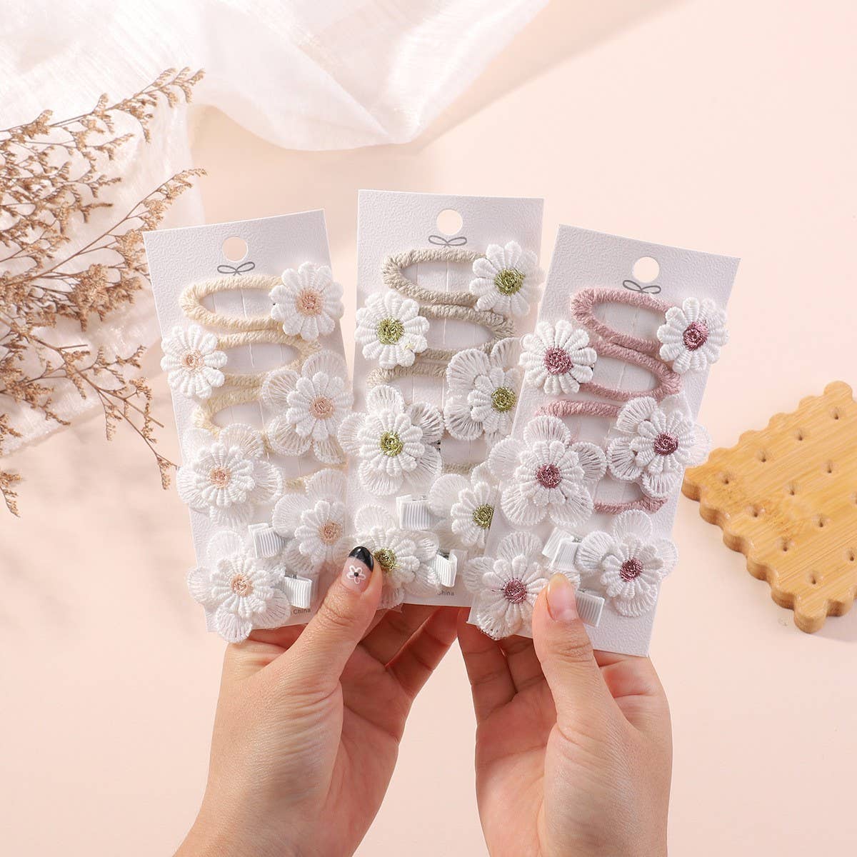 Fresh Daisy Hair Clip Set ? Handmade Fabric Clips