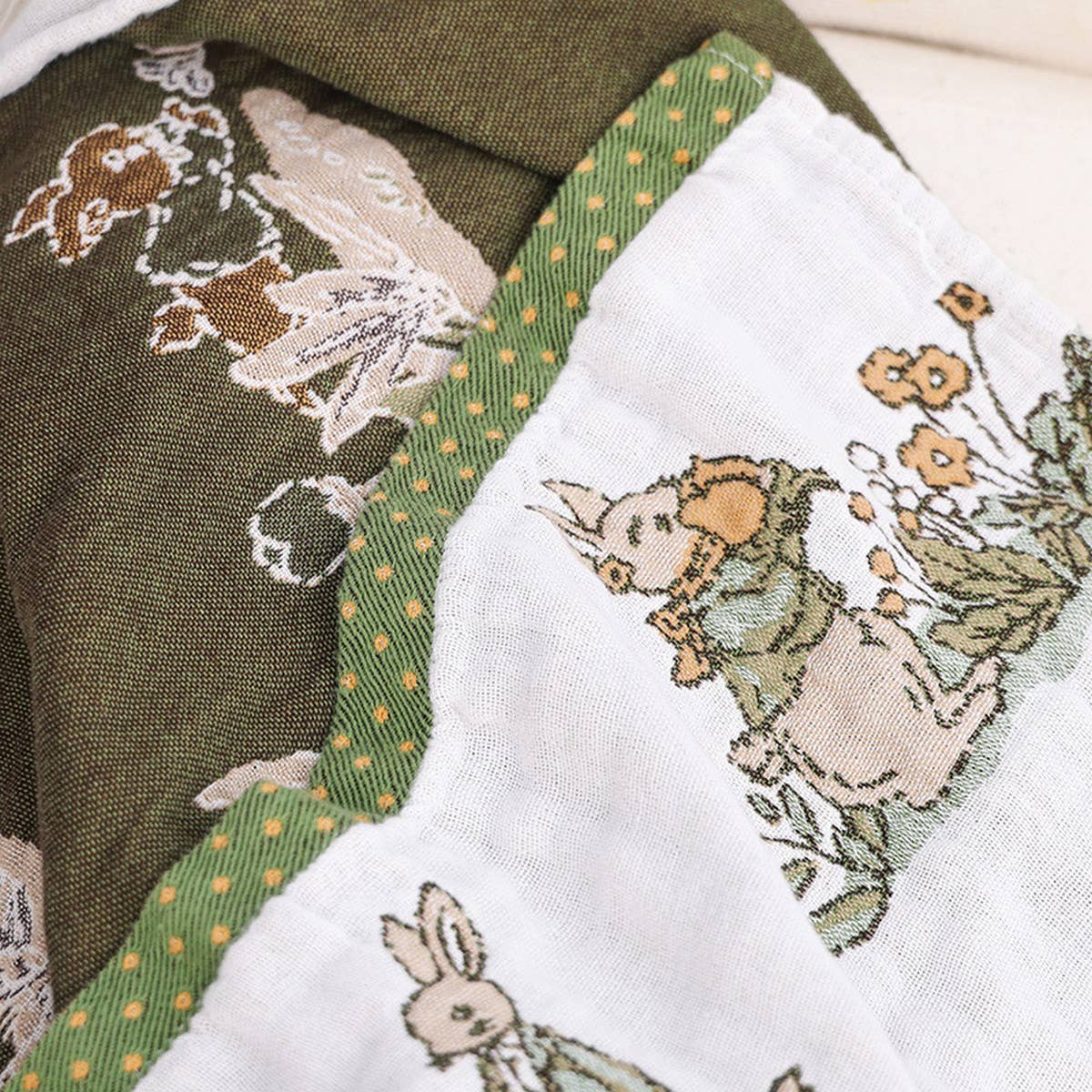 CARTOON JACQUARD HAIR CUSHION BLANKET_CWMM1622