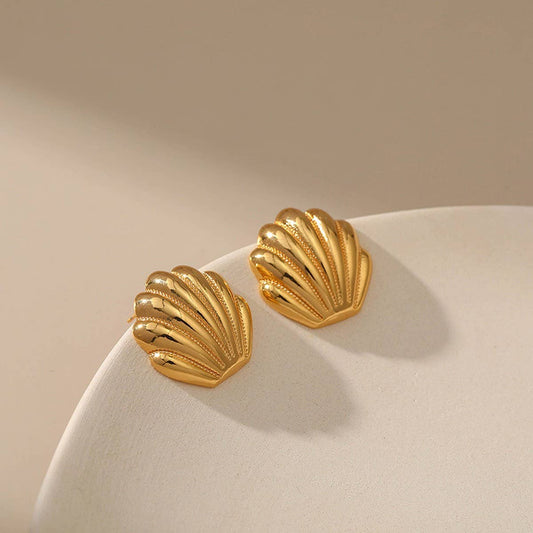 TEMPERAMENT LIGHT LUXURY METAL SHELL EARRINGS