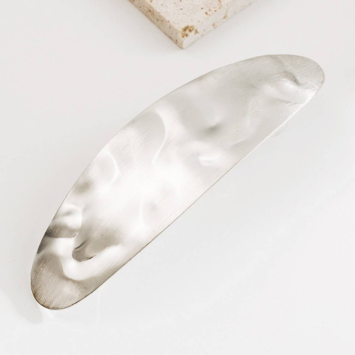 Fashionable Metal Hair Clip with Geometric Design