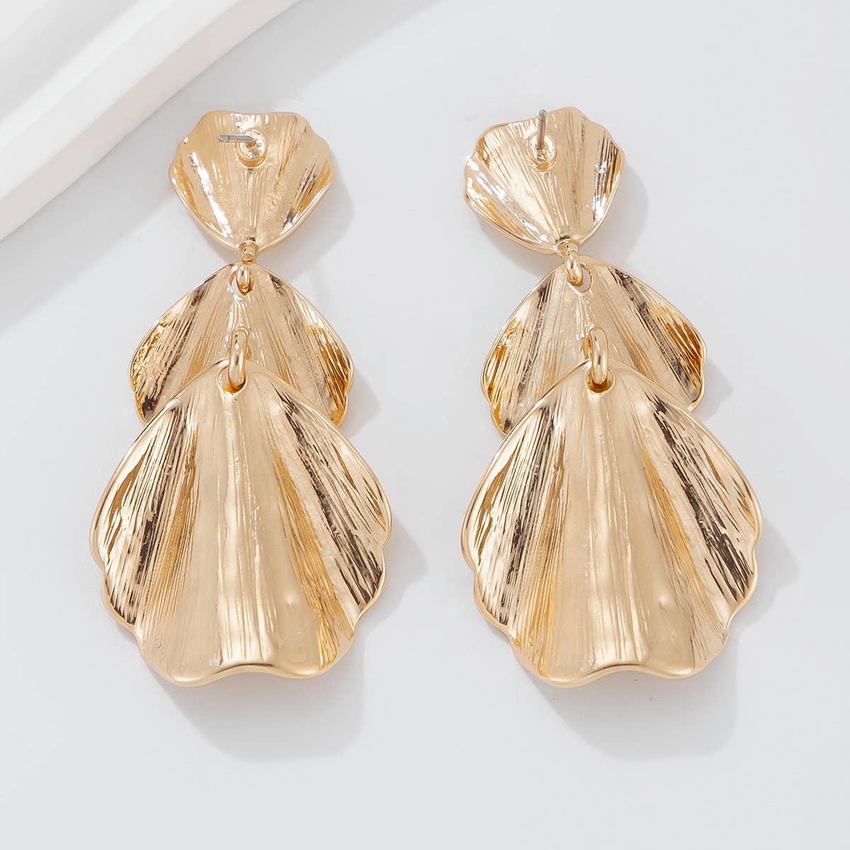 SIMPLE AND ELEGANT TEMPERAMENT RUFFLE EARRINGS