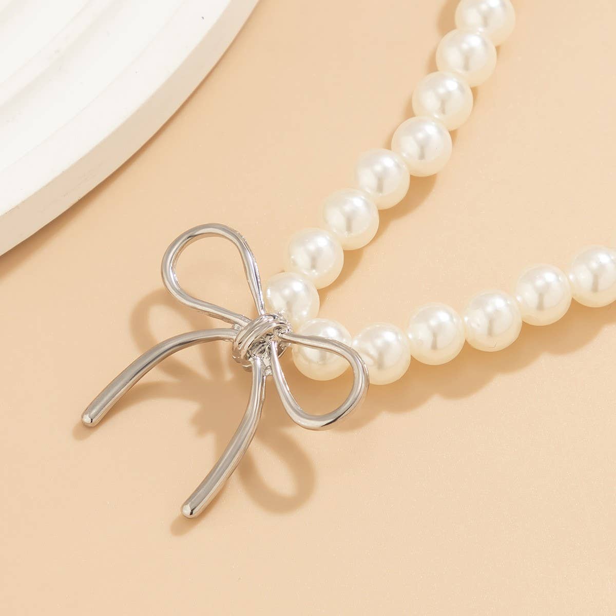 HOT SELLING BLACK BOW BEADED NECKLACE