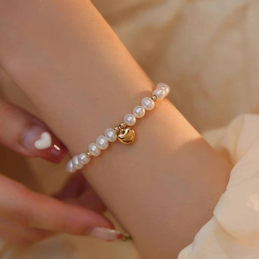 Small heart-shaped freshwater pearl bracelet