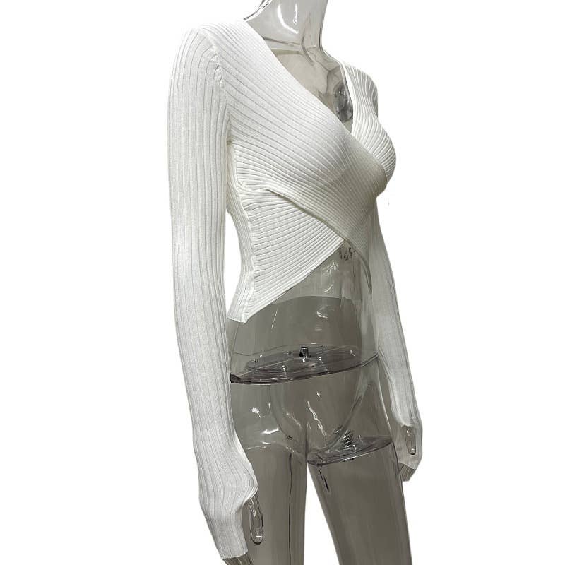 Solid-colored long-sleeved crop top knit sweater