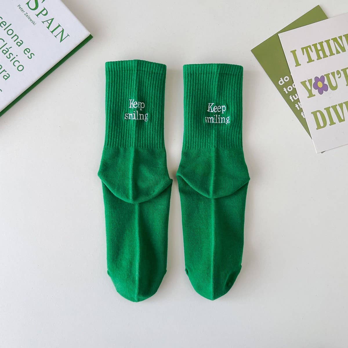 NEW STYLE COMFORTABLE COTTON EMBROIDERED SOCKS_CWMS1413