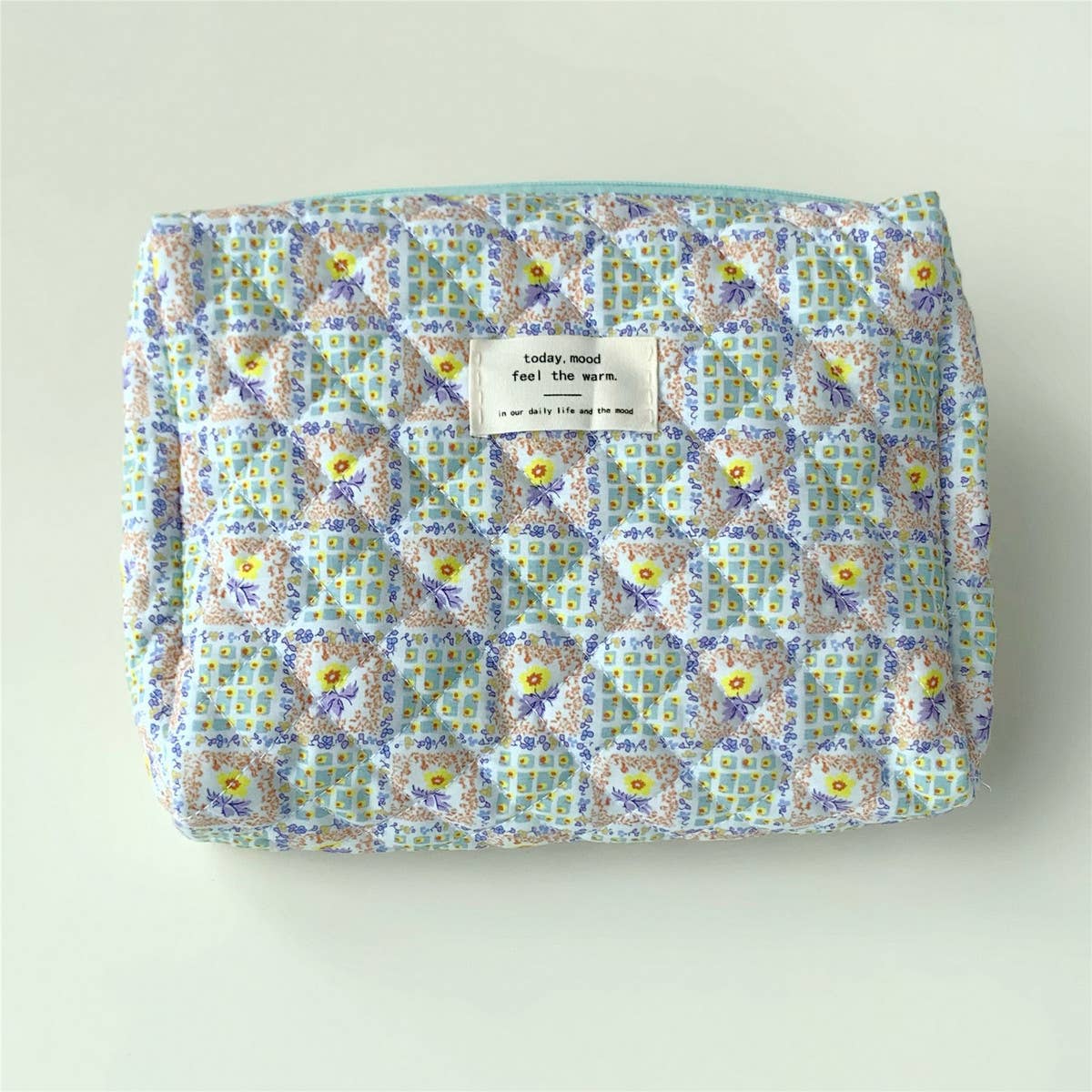 HANDHELD COSMETIC BAG WITH FLORAL PATTERN_CWAB1033
