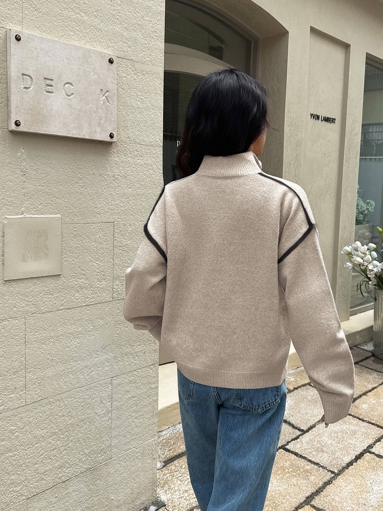 Solid-color long-sleeved semi-zipper sweater