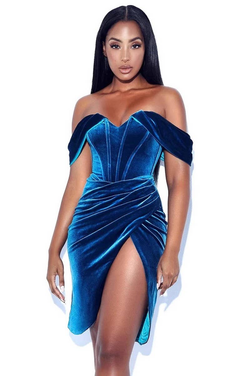 CWDSD10676_VELVET OFF SHOULDER CORSET SLIT EVENING DRESS