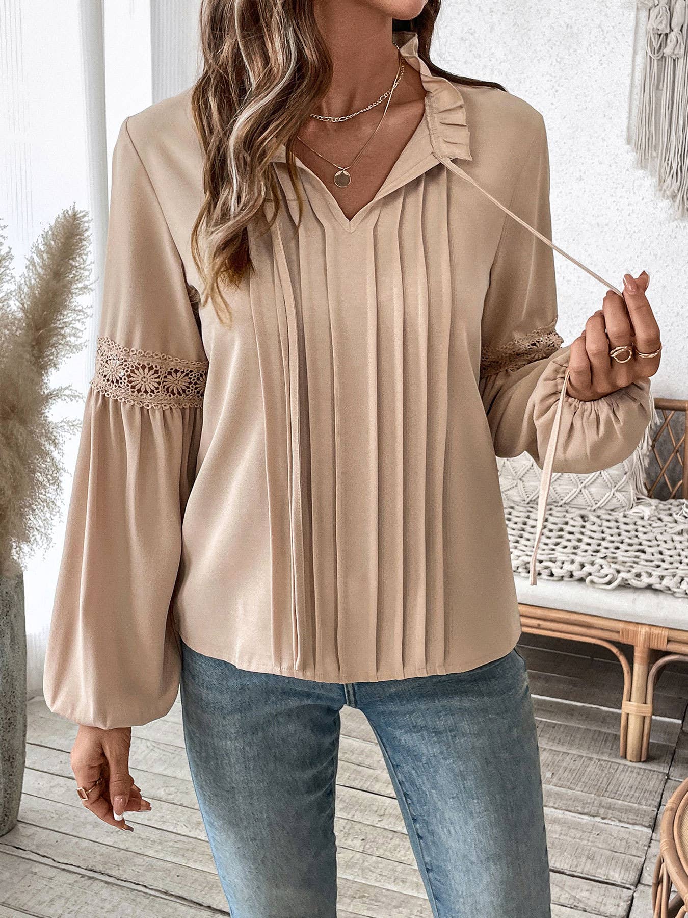 Solid-color casual lace-up V-neck stylish shirt