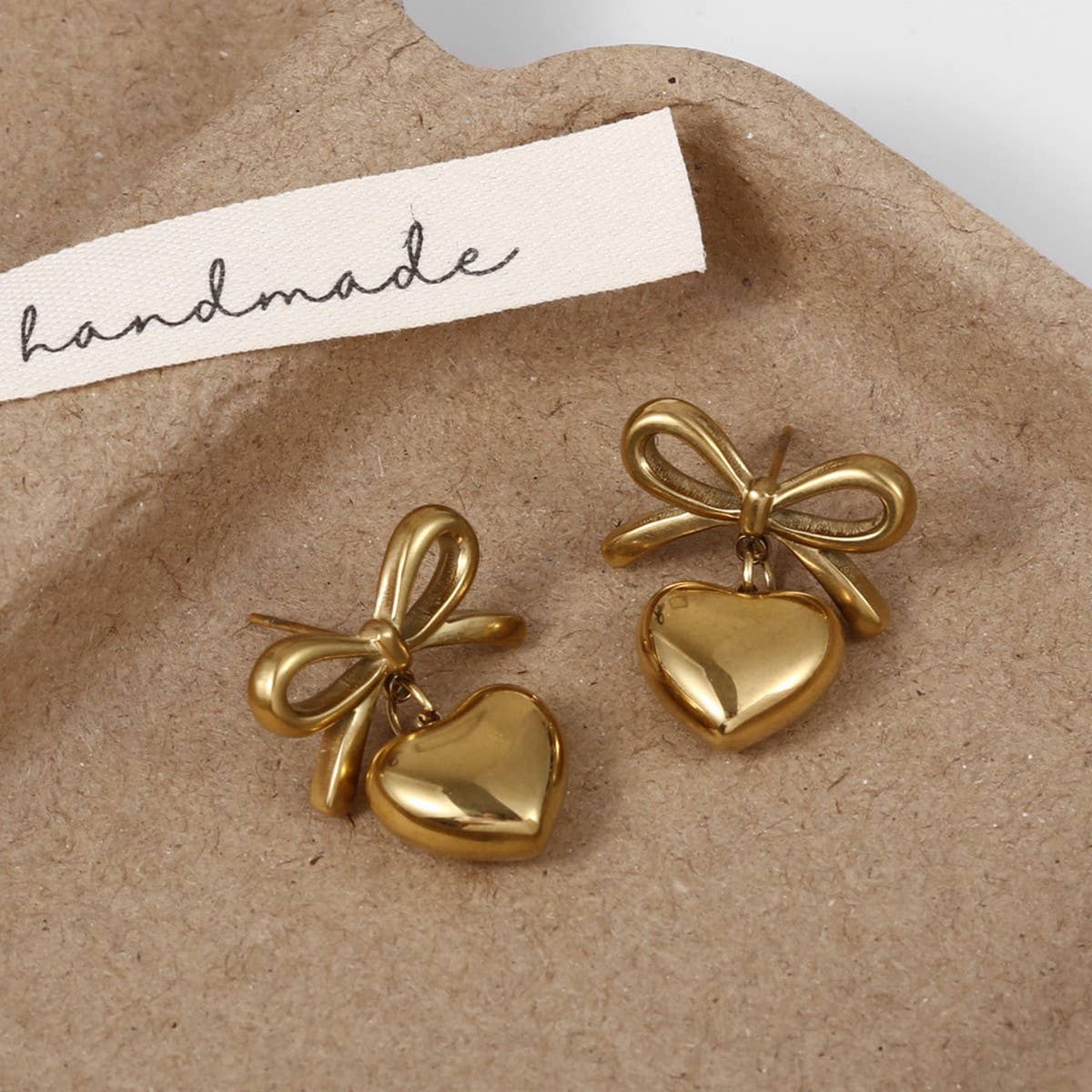 WOMEN'S STAINLESS STEEL HEART PENDANT EARRINGS