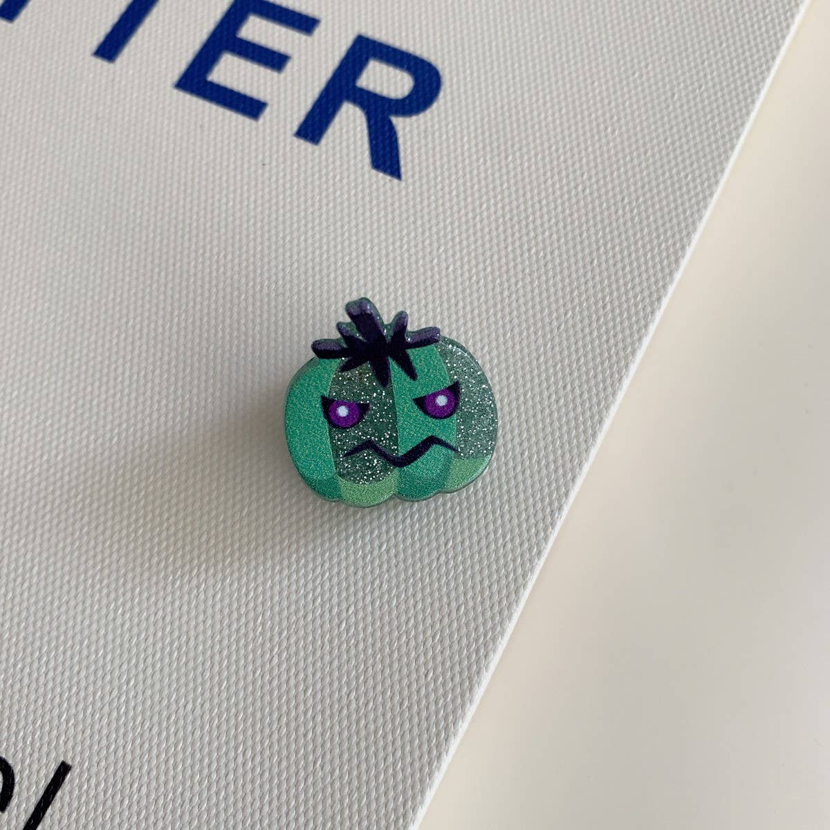 CWAHA07727_HALLOWEEN GHOST PUMPKIN BAT ACRYLIC HAIR CLAW