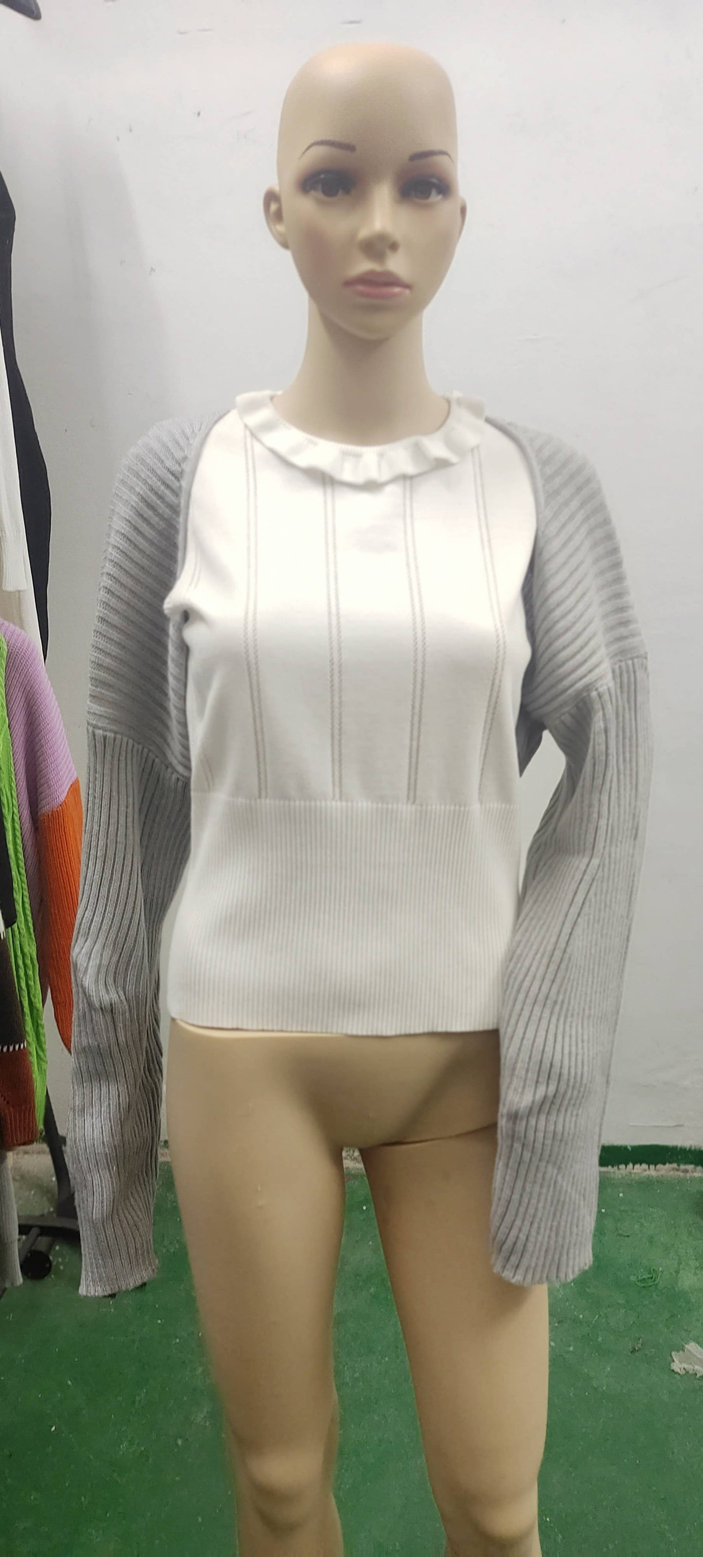 SEXY SOLID ULTRA SHORT LONG SLEEVE SWEATER JACKET