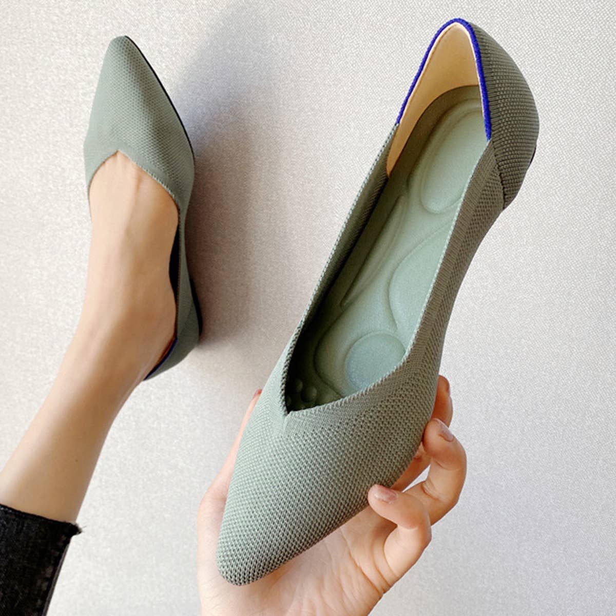 COMFORTABLE POINTED FLAT SHOES FOR WOMEN