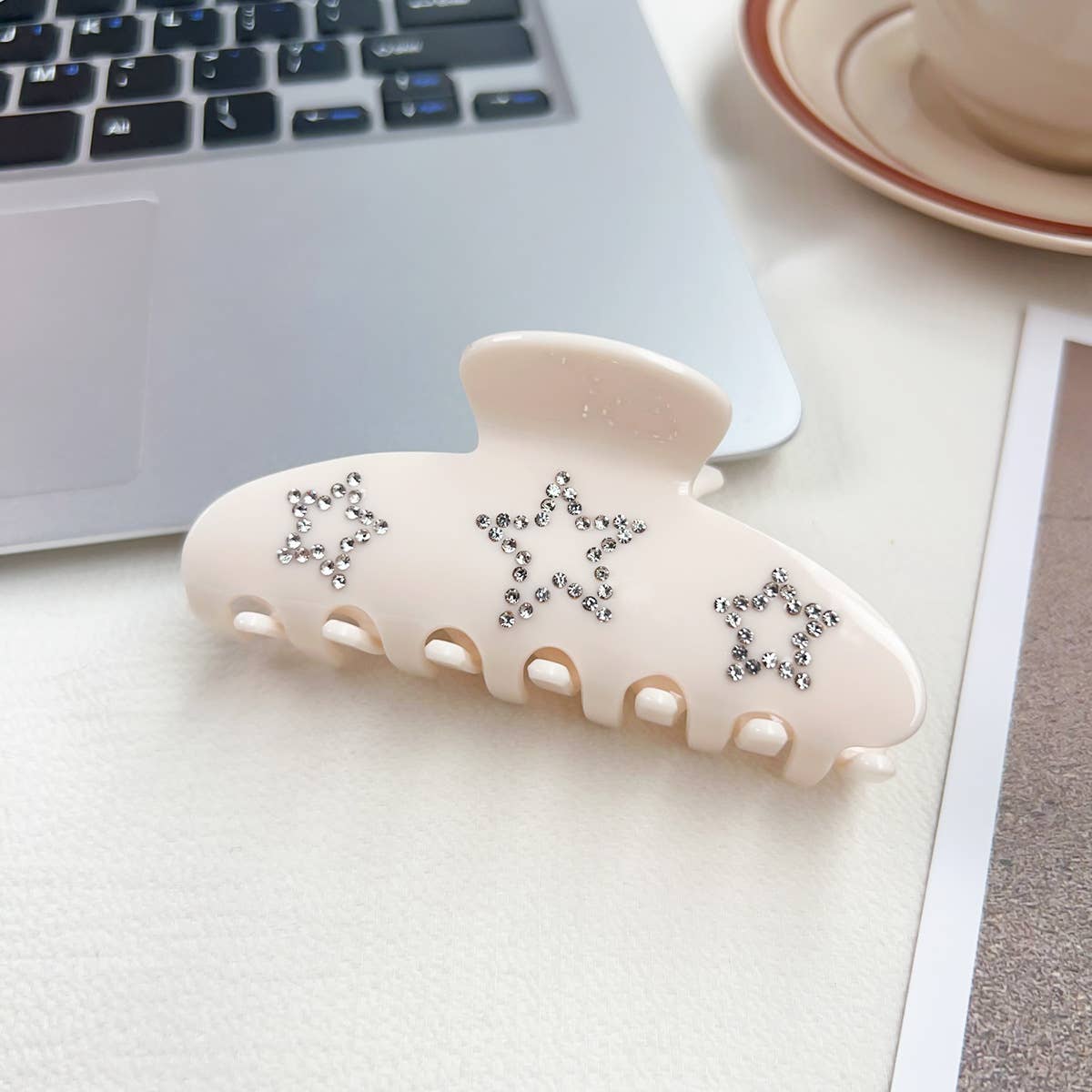 Elegant diamond-encrusted acetate hairpin clipper